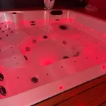 785 Jacuzzi Sauna Bed & Breakfast Montauban