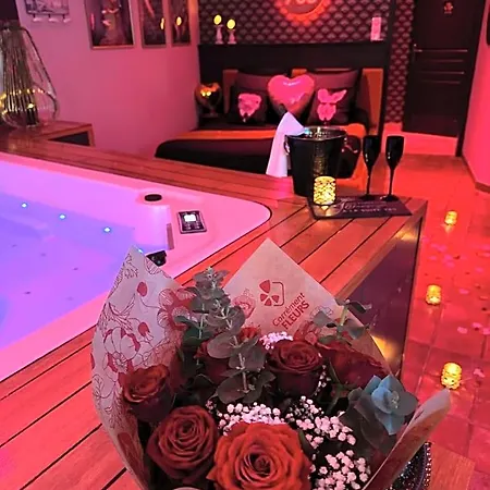 Oda ve Kahvaltı 785 Jacuzzi Sauna 4*