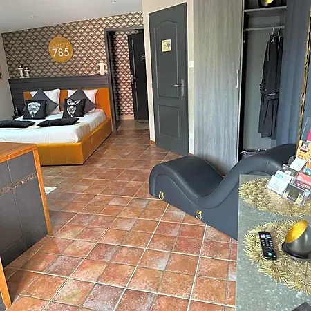 785 Jacuzzi Sauna Montauban