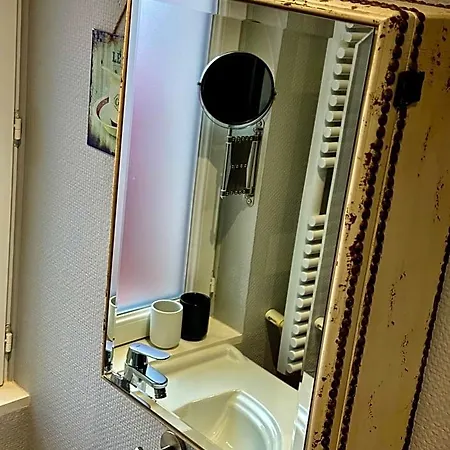 785 Jacuzzi Sauna Oda ve Kahvaltı Montauban